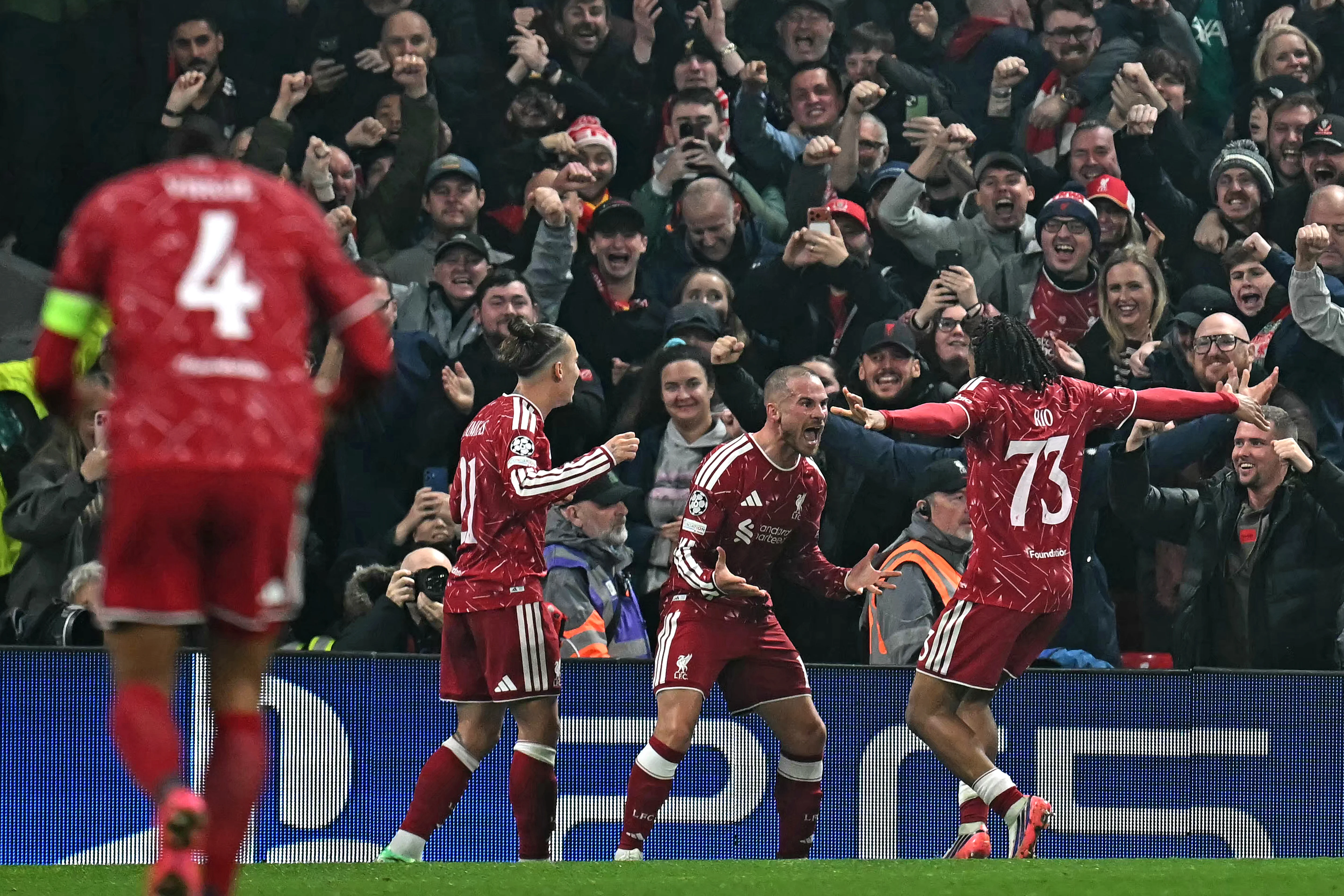 ليفربول يقلب الطاولة على فياريال.webp