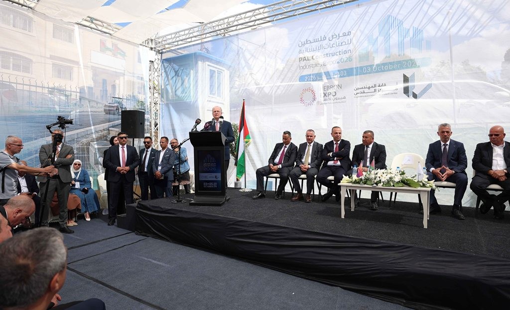 افتتاح معرض فلسطين للصناعات الإنشائية في الخليل