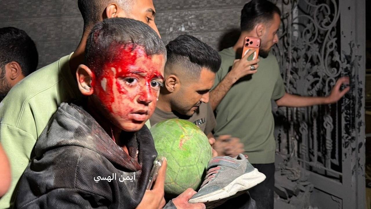 توثيق من المكان المستهدف غربي مدينة غزة بعدد من الصواريخ الحربية 3.jpg
