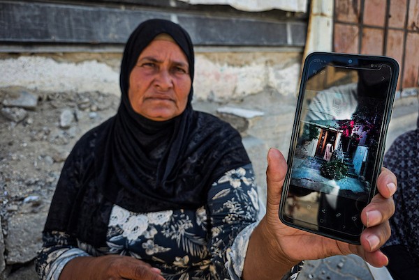 يواجه كبار السن الفلسطينيون ظروفًا معيشية صعبة في خان يونس، جنوب قطاع غزة، في الأول من أكتوبر/تشرين الأول 2026، بالتزامن مع الاحتفال باليوم العالمي للمسنين.(صورة: طارق محمد)