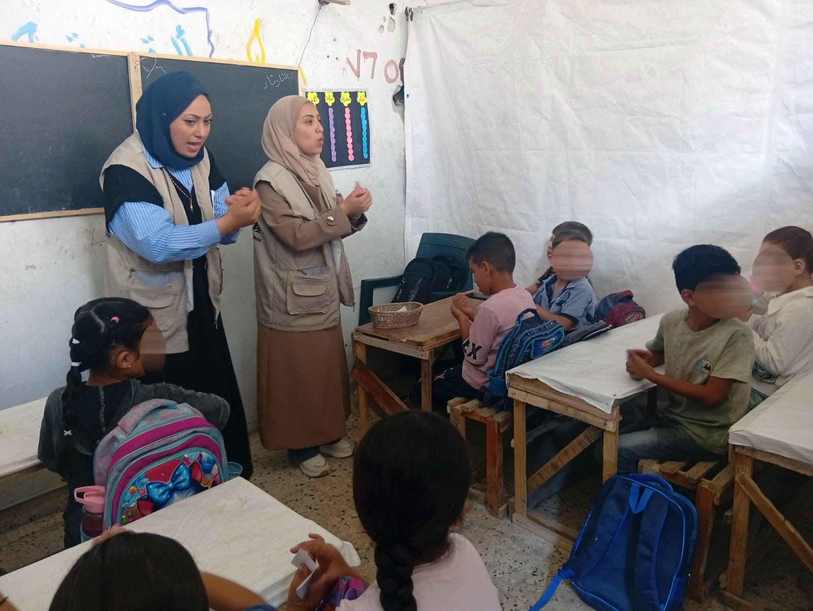 واصلت-الجمعية-الوطنية-للتأهيل-دعم-الأطفال-من-خلال-توزيع-حليب-الأطفال-(1).jpg