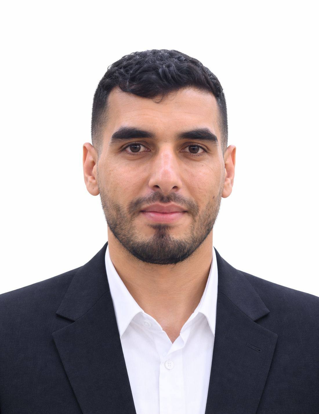 المعلم ضياء أبو الروس.jpg