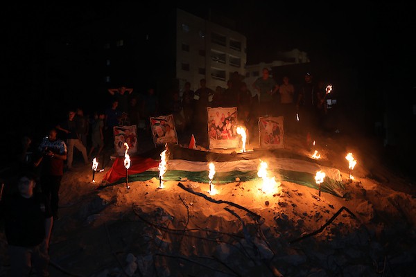 ودّع المشيّعون رفات 105 فلسطينيين انتُشلت من تحت أنقاض مبنى التاج في شارع اليرموك بمدينة غزة في 30 سبتمبر/أيلول 2026. (صورة: بلال أسامة)